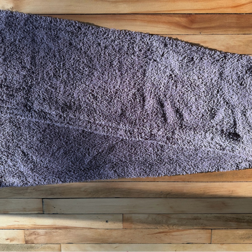 Barefoot dreams scarf